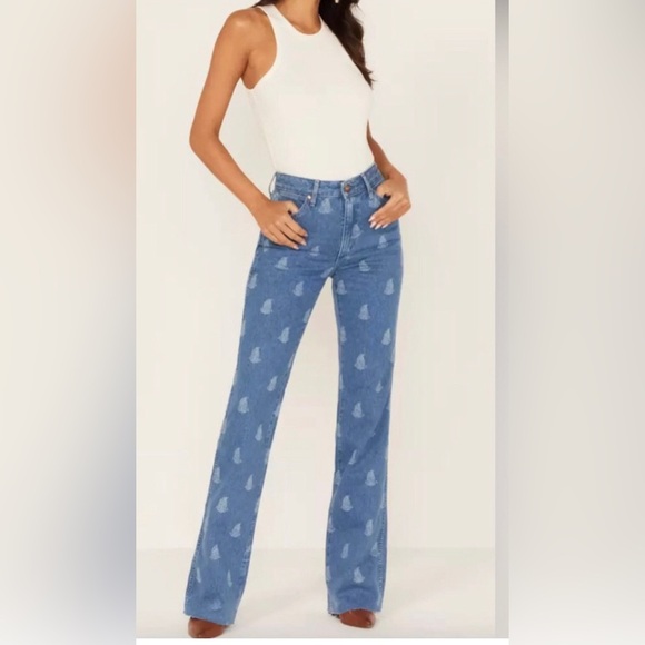 Wrangler westward 626 paisley print high rise bootcut jeans size 33x34 new - Picture 1 of 7